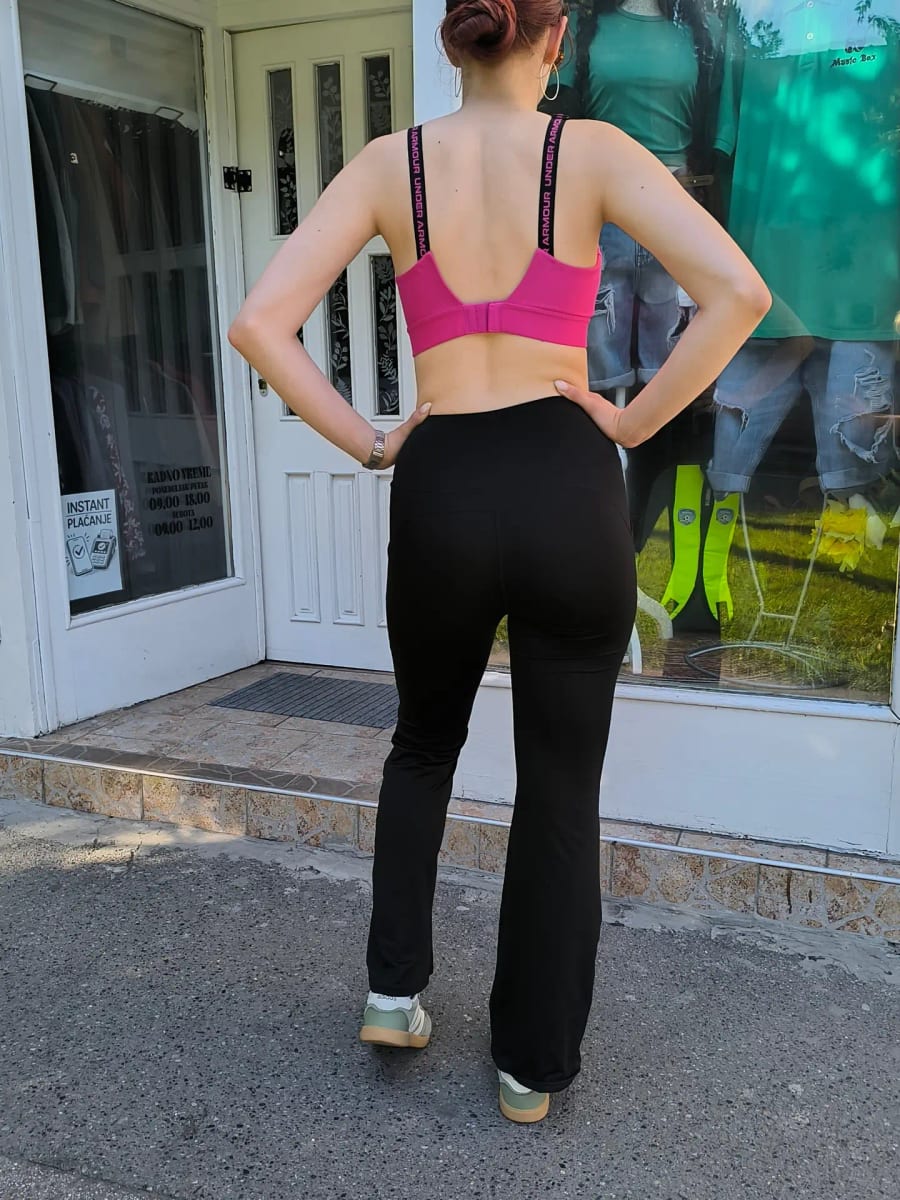 💗🖤 Under Armour top + zvonaste helanke 🖤💗