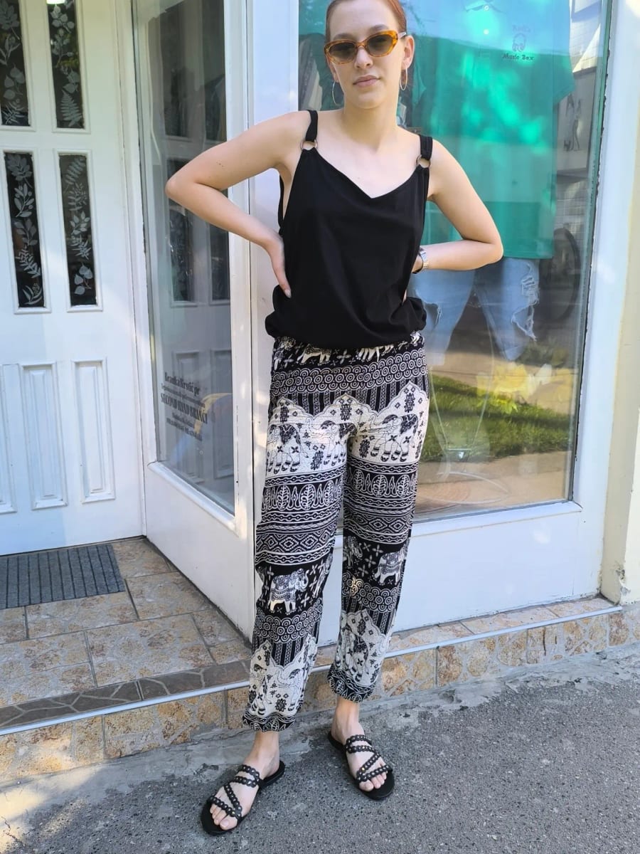 🖤 Udobnost i stil u savršenom spoju! 🖤